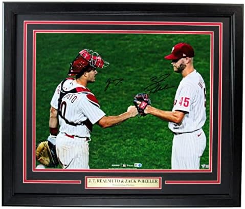 J. T. Realmuto / Zack Wheeler Çift İmzalı 16x20 Fotoğraf Phillies Çerçeveli Fanatikler - İmzalı MLB Fotoğrafları